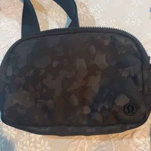 Lululemon Fannypack